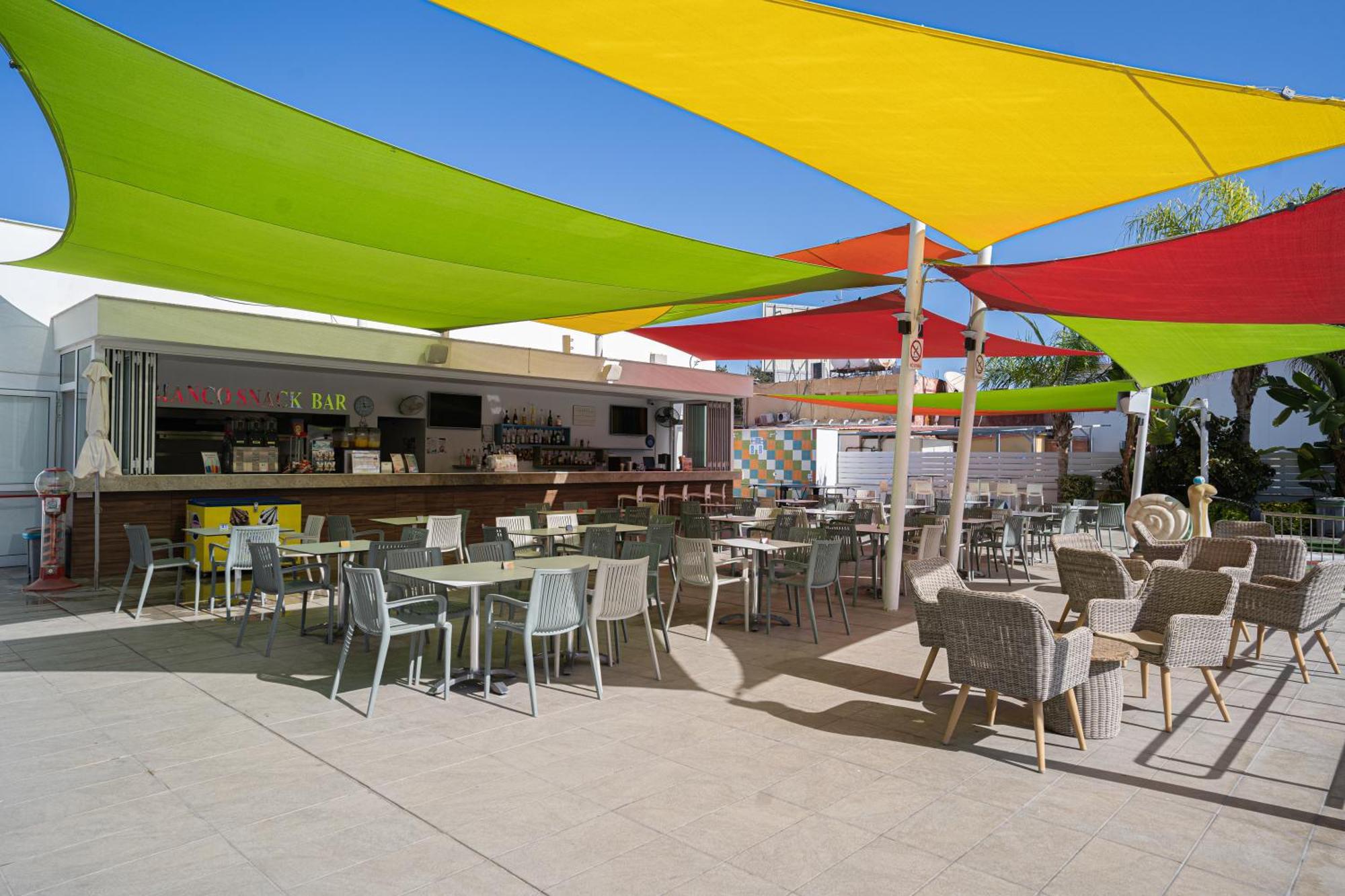 Nicholas Color Hotel Aya Napa Dış mekan fotoğraf